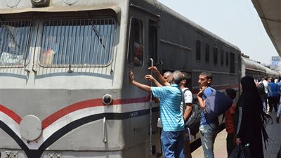 “السكة الحديد” تعلن موقف تهديات وتأخيرات القطارات اليوم السبت بسبب سوء الأحوال الجوية
