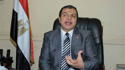 “القوى العاملة” تلغي نشاط 5 شركات لإلحاق العمالة بالخارج.. وتوقف نشاط إثنين