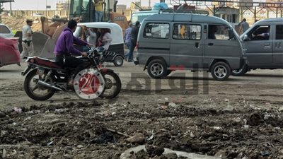عاجل.. محافظ القليوبية يصل إلى منزل محمد عيد ضحية حادث قطار طنطا لتقديم واجب العزاء (فيديو)