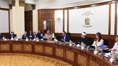 مشروع قانون تنظيم التمويل متناهي الصغر.. تعرف على قرارات “الوزراء” خلال اجتماع الحكومة الأسبوعي