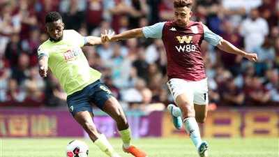 موعد مباراة أستون فيلا وولفرهامبتون اليوم فى كأس الرابطة والتشكيل المتوقع بقيادة تريزيجيه