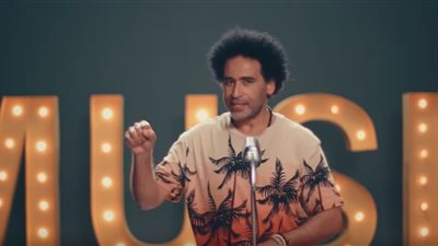 كريم فهمي مُعلقًا على أغنية “ملطشة القلوب”: “مصطفى صوته فيه كاريزما” (تويتة)