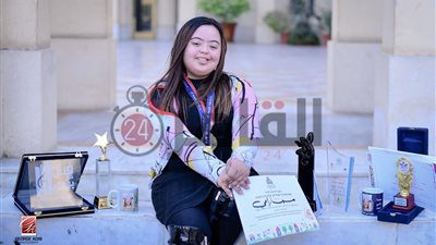 في القطار والمترو والأتوبيسات”.. أيقونة تغيير المناهج تطالب كامل الوزير بتغيير كلمة المعاقين لـ “أصحاب الهمم”