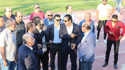 “استادات” تعاين ملعب المصري لتطويره