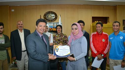 جامعة دمياط تحصد المركز الثالث في أسبوع شباب الجامعات الإفريقي (صور)