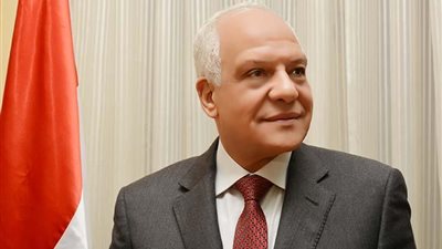 قرار عاجل لمحافظ الجيزة بإزالة برج مائل وإخلاء السكان خوفًا على سلامتهم