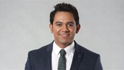 مذيع TEN يوضح حقيقة انتقاده للشعراوي: “إمام جليل له رصيد كبير من الحب عند كل المصريين”