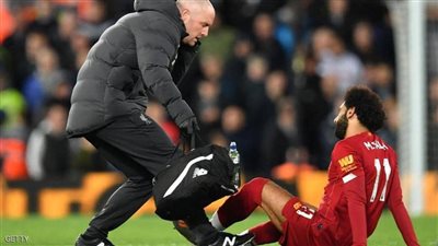 محمد صلاح مهدد بالغياب عن لقاء جينك في دوري الأبطال بسبب الإصابة