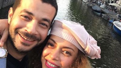 شريف سلامة وداليا مصطفى يتحدثان عن قصة حبهم في “أنا وبنتي” على ON E