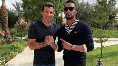 محمد رمضان بصورة مع لويس فيجو: “صديقي العزيز” (صورة)