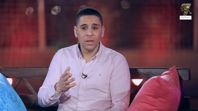 أحمد السيد: لعبت للأهلي بالصدفة.. وفشلت في الاختبارات 3 سنوات (فيديو)