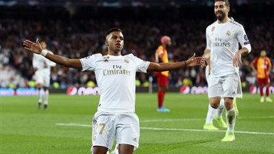 يويفا يعلن المرشحين للقب أفضل “لاعب وهدف” في جولة دوري أبطال أوروبا