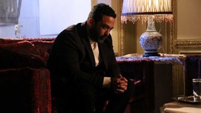 لتوصيل الكهرباء للمنازل.. حملة تبرع جماعي باسم هيثم أحمد زكي تجمع 32 ألف جنيه في ساعتين