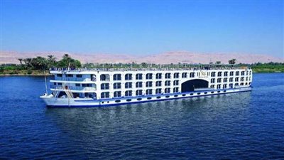 مجلس الوزراء يوافق على مد المهلة الممنوحة للفنادق العائمة ببحيرة ناصر