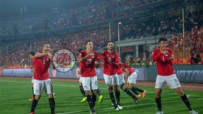 منتخب مصر الأوليمبي بالشورت الأسود والقميص الأحمر أمام غانا في أمم إفريقيا تحت 23 سنة