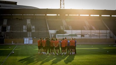 تدريبات الأهلي: جلسة بين فايلر وعبد الحفيظ.. تأهيل عاشور.. تصعيد 5 ناشئين