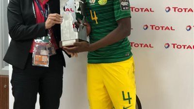 موكوينا أفضل لاعب في مباراة جنوب إفريقيا وكوت ديفوار