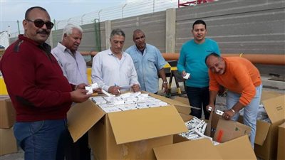 جمارك شرق بورسعيد تحبط محاولة تهريب 410 صنفًا دوائيًا للإمارات