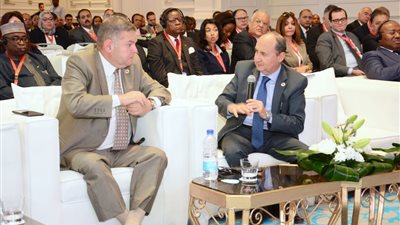 بمشاركة وزيري الصناعة وقطاع الأعمال.. تفاصيل جلسة “رسم خريطة الموارد الإفريقية”