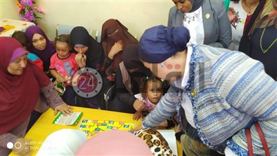 بالسلم والثعبان.. “تنظيم الأسرة” يوضح سلبيات وإيجابيات الصحة الإنجابية (صور)