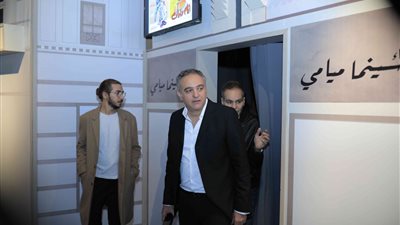 بحضور محمد حفظي.. مهرجان القاهرة السينمائي يفتتح معرض “القاهرة.. أحبك” (صور)