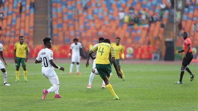 مباراة غانا وجنوب إفريقيا تتجه إلى ركلات الترجيح بعد التعادل 2/2 في كأس الأمم