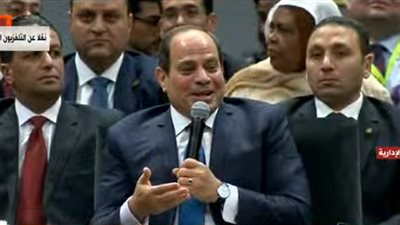 السيسي لرئيس أوبر: “هتاخدوا الرخصة بس هتدفعوا فلوس”