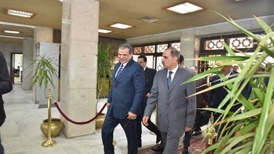 وزير القوى العاملة في ضيافة محافظ أسيوط لافتتاح منتدى التوظيف وإطلاق مبادرة “مصر بكم أجمل”