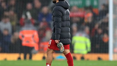“ميرور” البريطانية تضع محمد صلاح في التشكيل المتوقع لـ”ليفربول” أمام كريستال بالاس