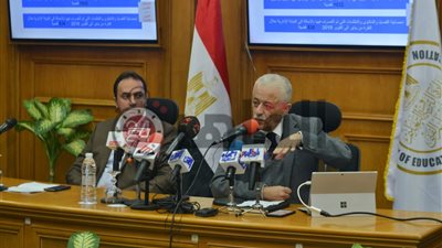 “التربية والتعليم” تكشف أعداد المتقدمين للوظائف عبر البوابة الإلكترونية
