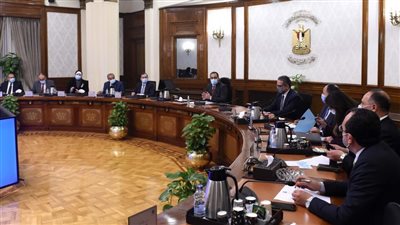 الحكومة تقرر تسعير الخبز وتوفير سلع غذائية بأسعار مخفضة لمواجهة تداعيات الأزمة الروسية الأوكرانية | بث مباشر