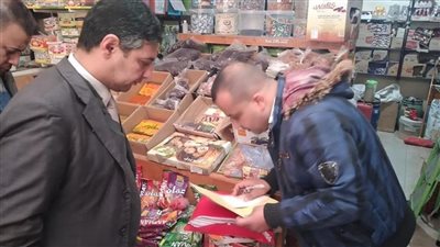 ضبط 16 مخالفة ولحوم وأسماك مجهولة المصدر في حملة مكبرة على الأسواق بكفر الشيخ