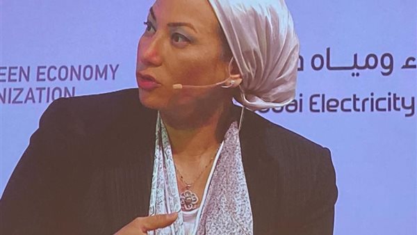 وزيرة البيئة 