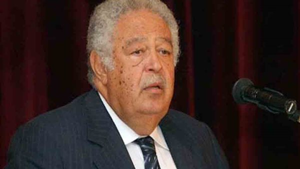 المحامي الراحل رجائي