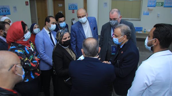 زيارة وفد من الكلية