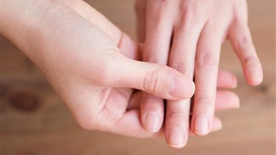 تحدث بين لاعبي كرة القدم.. ما هي إصابة إصبع الجيرزي؟ 