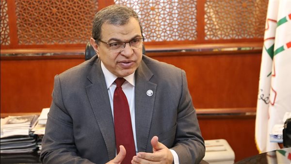 وزير القوى العاملة