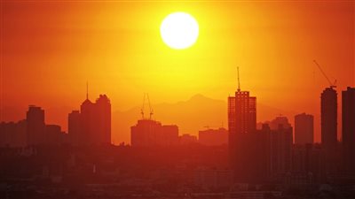 طقس كفر الشيخ شديد الحرارة نهارًا معتدل ليلًا