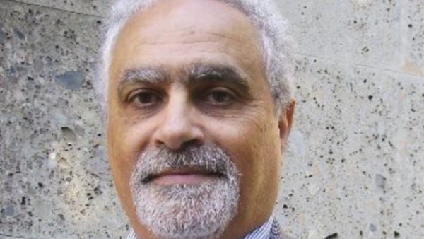 البروفيسور طاهر الجمل