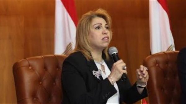 الدكتورة أماني فاخر