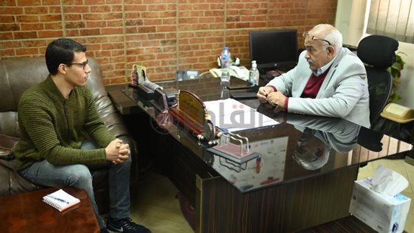 محرر القاهرة 24 مع