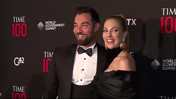 مريم أوزلي وباسم