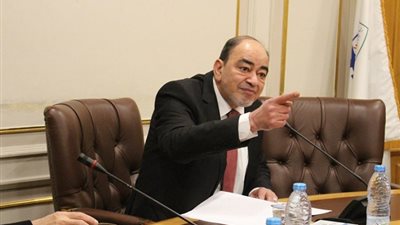 شعبة المستلزمات الطبية تبحث الملفات المؤثرة على السوق غدا