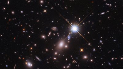 علماء فلك يكتشفون أبعد نجم يمكن رؤيته على مسافة 13 مليار سنة ضوئية