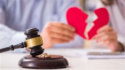 رفض يجيب لي شيبسي.. أغرب قصص الطلاق من دفاتر محكمة الأسرة