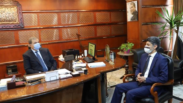 وزير القوى العاملة