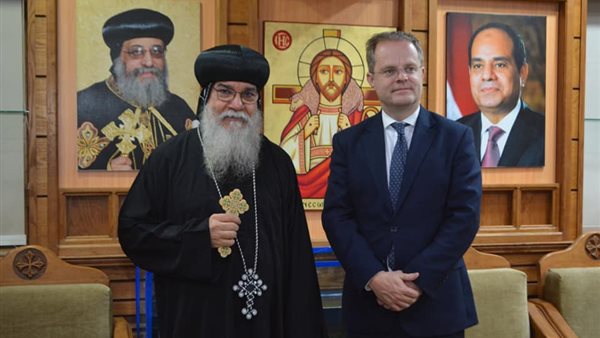 السفير البريطاني