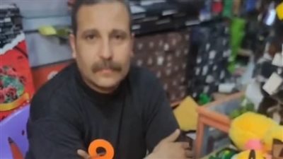 قبطي بالمنوفية يخفّض أسعار فوانيس رمضان: بنستناه كل سنة زي المسلمين | بث مباشر