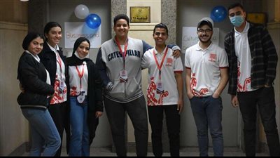 سياسة واقتصاد القاهرة تنظم نموذج محاكاة عن مجلس العموم البريطاني