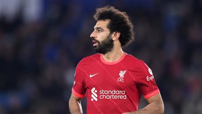 محمد صلاح: في عطلتي أجلس وحيدا أمام البحر لأكتب ما احتاجه من تطوير